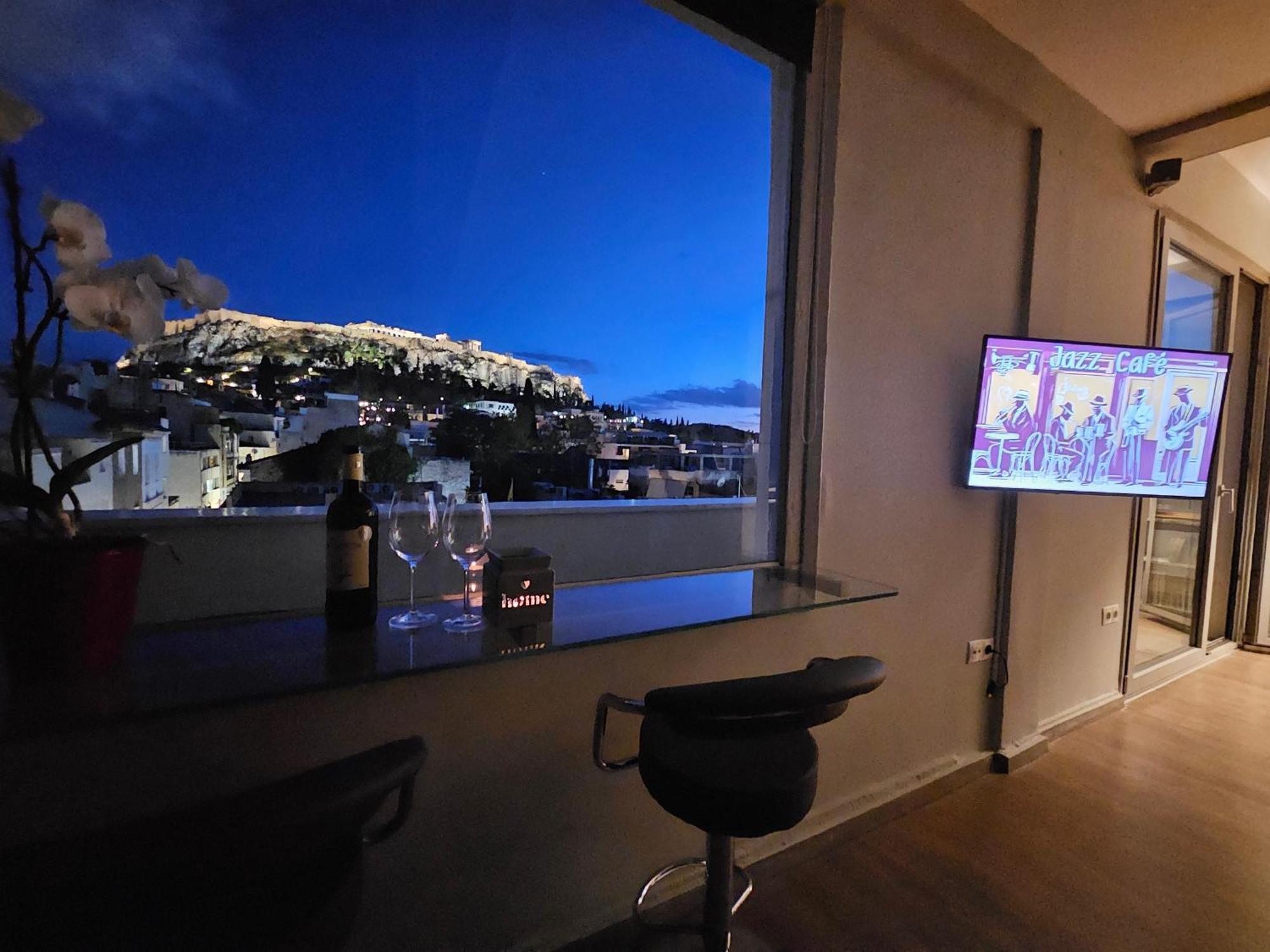 Ferienwohnung Prestige Penthouse - Breathtaking Parthenon Views In Plaka Athen Exterior foto