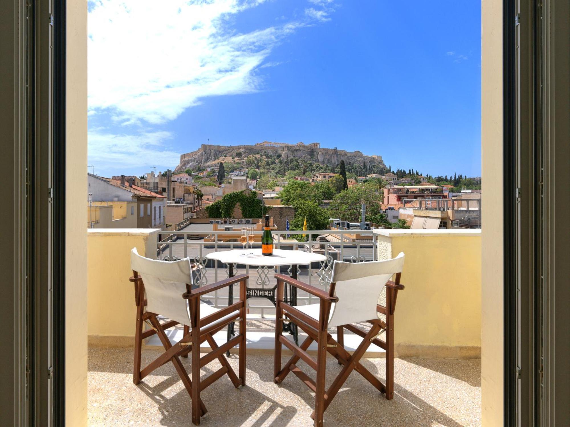 Ferienwohnung Prestige Penthouse - Breathtaking Parthenon Views In Plaka Athen Exterior foto