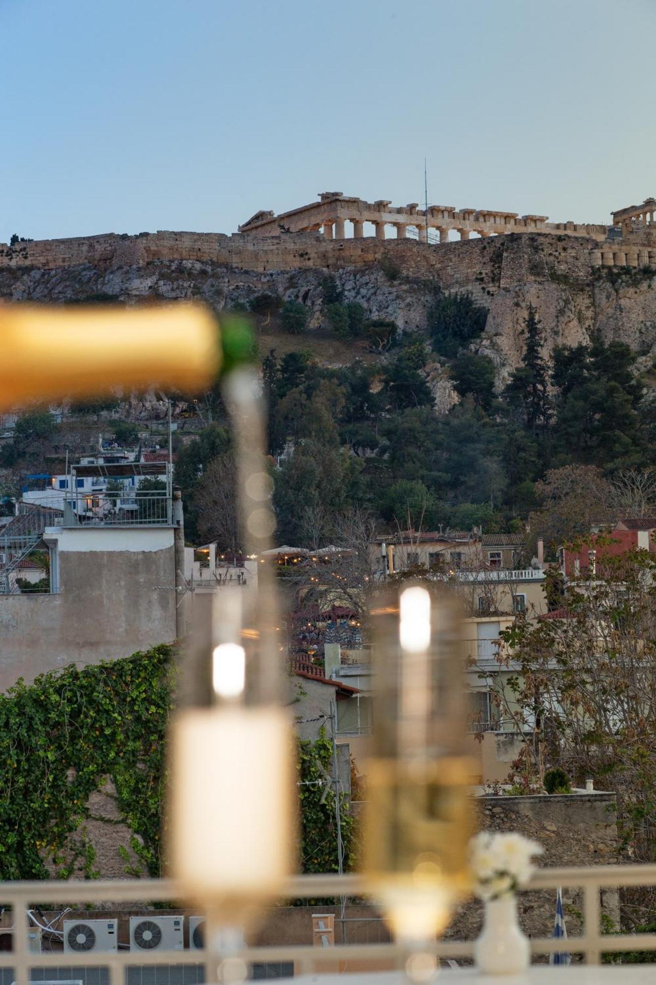 Ferienwohnung Prestige Penthouse - Breathtaking Parthenon Views In Plaka Athen Exterior foto