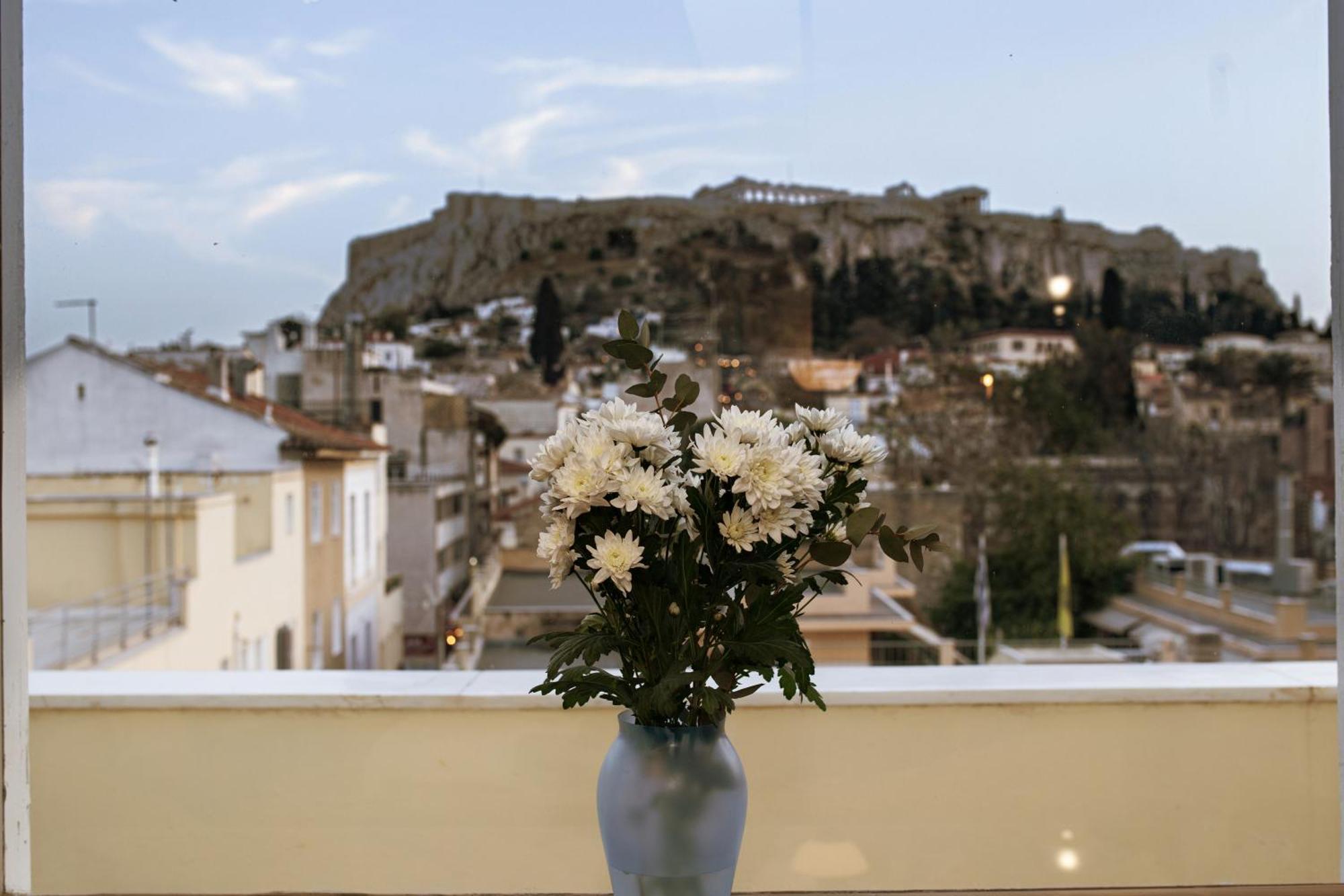 Ferienwohnung Prestige Penthouse - Breathtaking Parthenon Views In Plaka Athen Exterior foto