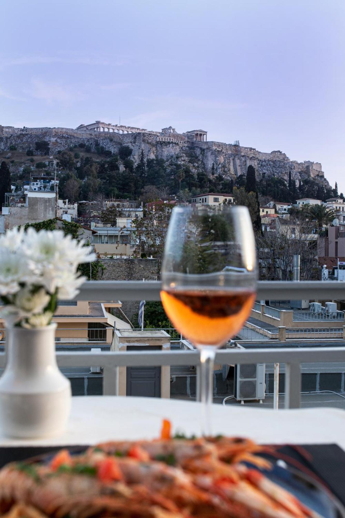 Ferienwohnung Prestige Penthouse - Breathtaking Parthenon Views In Plaka Athen Exterior foto