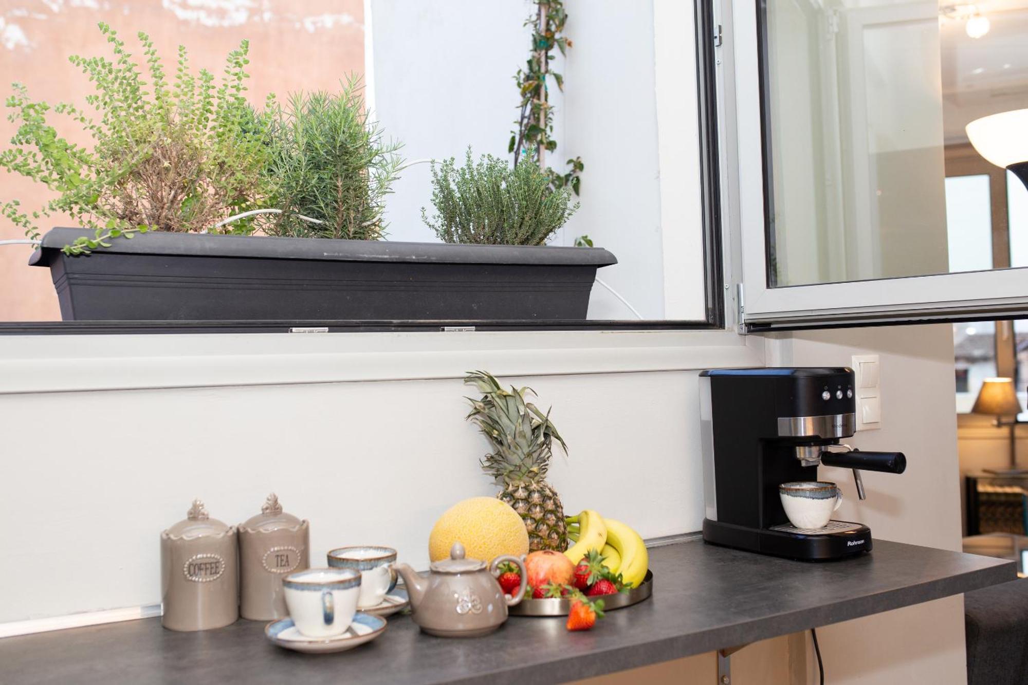 Ferienwohnung Prestige Penthouse - Breathtaking Parthenon Views In Plaka Athen Exterior foto